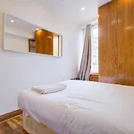 Marble Arch Prestige Apartment